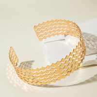 Colar gargantilha Docona Tocona Punk