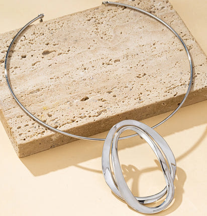 A Punk Elegant Women's Collar, Wrought Iron Geometric Collar, a Must-Have Necklace for Banquet Parties, Festivals and Daily Trend